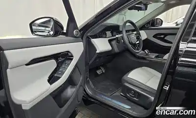 Land Rover Range-Rover Evoque, 2025