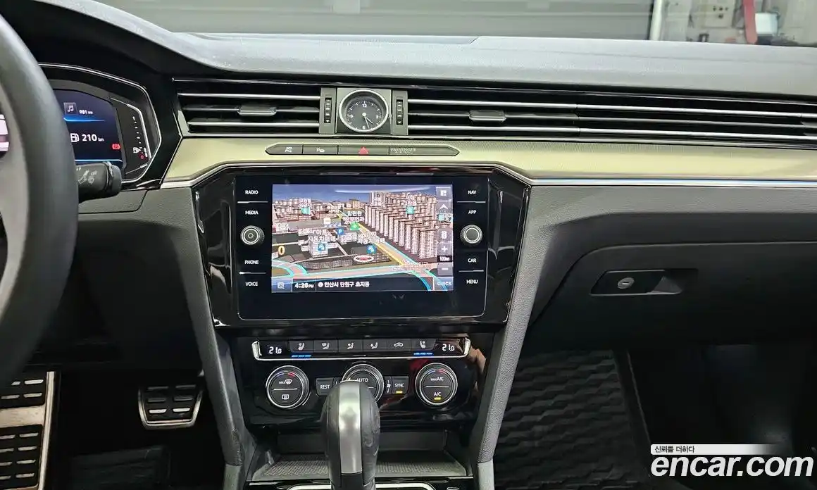 Volkswagen Arteon 2020 2.0 Автомат в Москве № 199141, фото 4