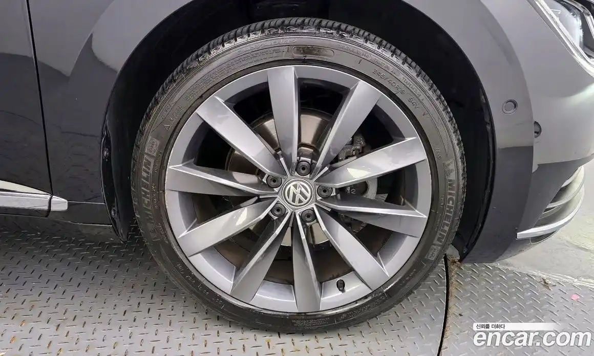 Volkswagen Arteon 2020 2.0 Автомат в Москве № 199141, фото 6