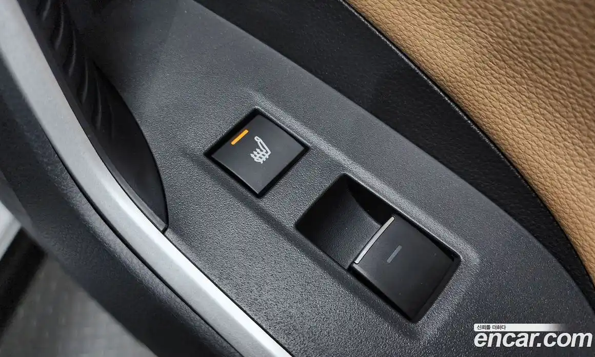 Toyota RAV4 2025 2.5 Автомат в Москве № 199530, фото 17