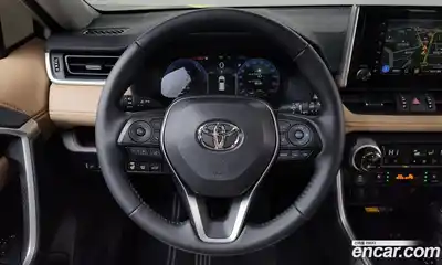 Toyota RAV4 2025 2.5 Автомат в Москве № 199530, миниатюра 2