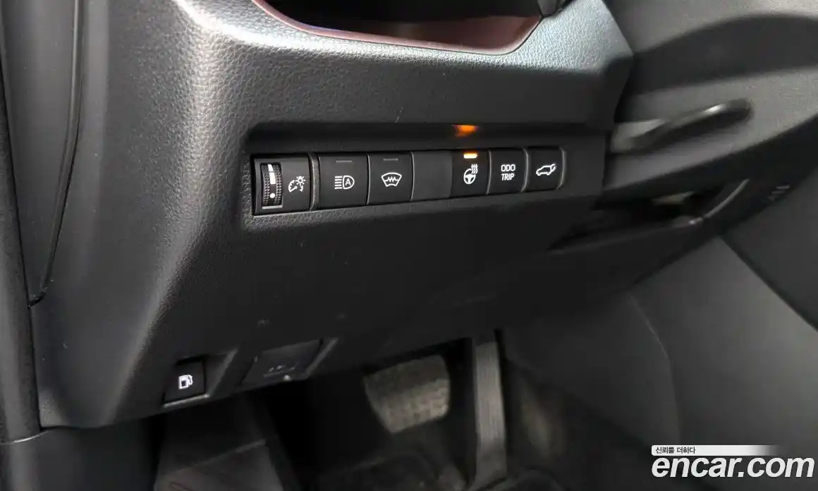 Toyota RAV4 2023 2.5 Автомат в Москве № 199561, фото 11