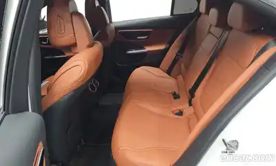 Mercedes-Benz C-Class 2023 2.0 Автомат в Москве № 206338, миниатюра 2