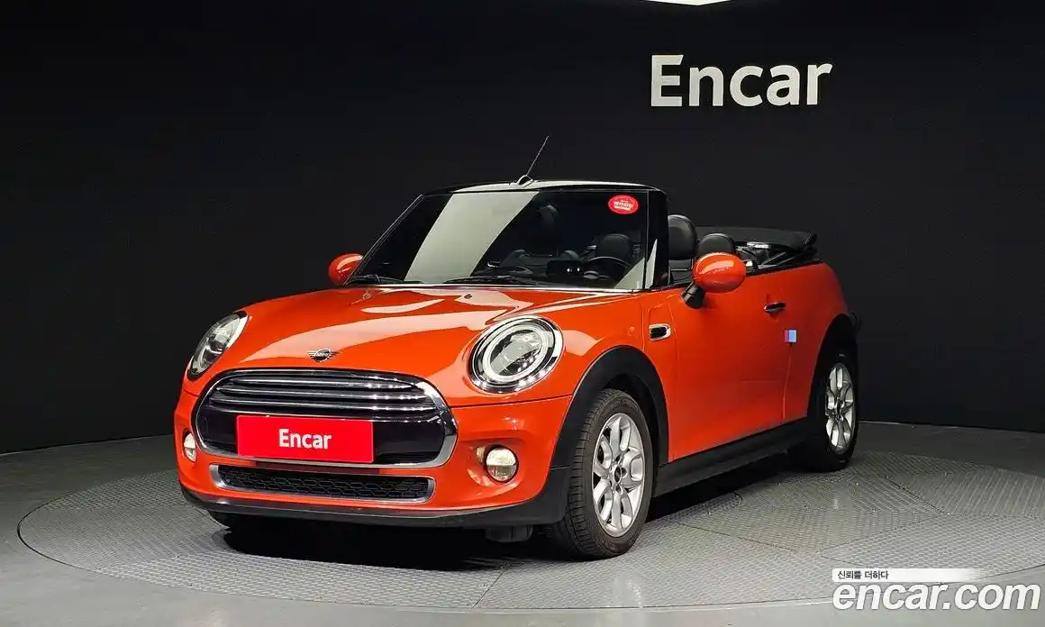 Mini Cooper Convertible 2019 1.5 Автомат в Москве № 206981, фото 13