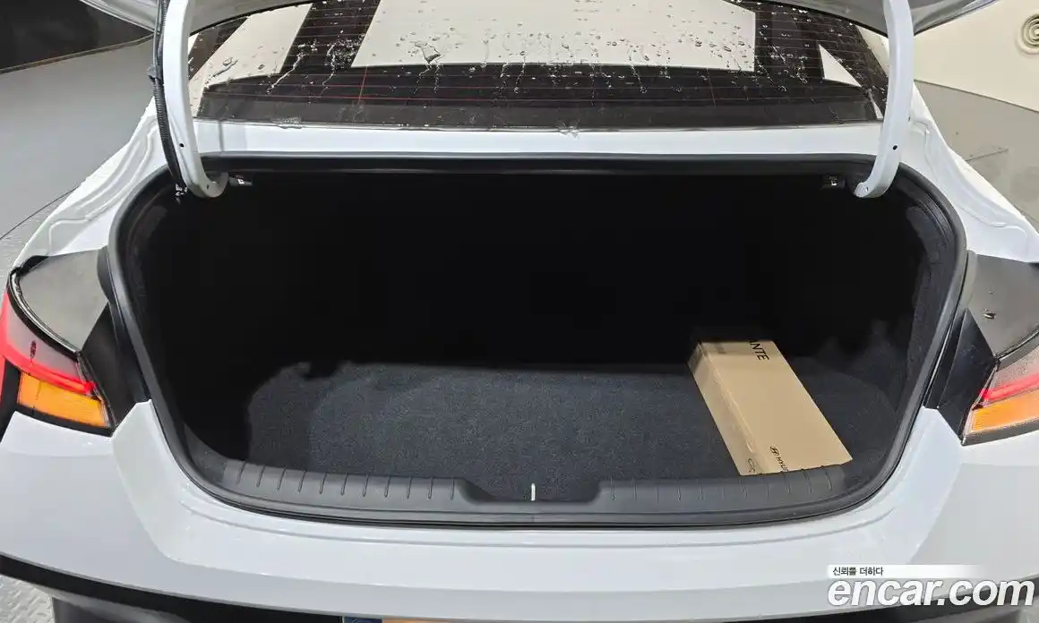 Hyundai Avante 2024 1.6 Автомат в Москве № 209580, фото 8