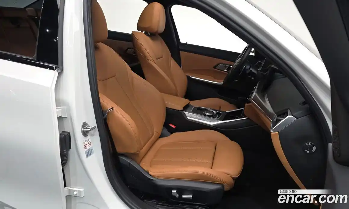 BMW 3-Series 2023 2.0 Автомат в Москве № 210635, фото 18