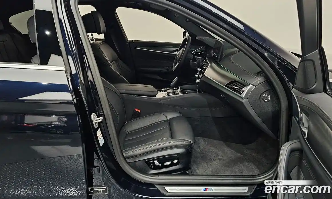 BMW 5-Series 2023 2.0 Автомат в Москве № 211014, фото 15