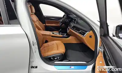 BMW 7-Series 2022 3.0 Автомат в Москве № 211420, миниатюра 2