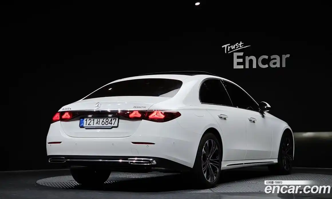 Mercedes-Benz E-Class 2025 2.0 Автомат в Москве № 211904, фото 20