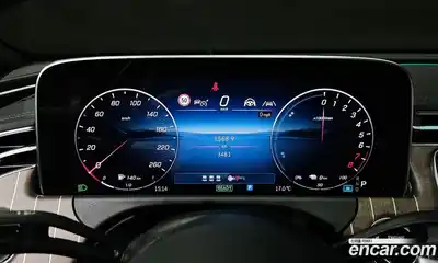 Mercedes-Benz E-Class 2025 2.0 Автомат в Москве № 211904, миниатюра 3