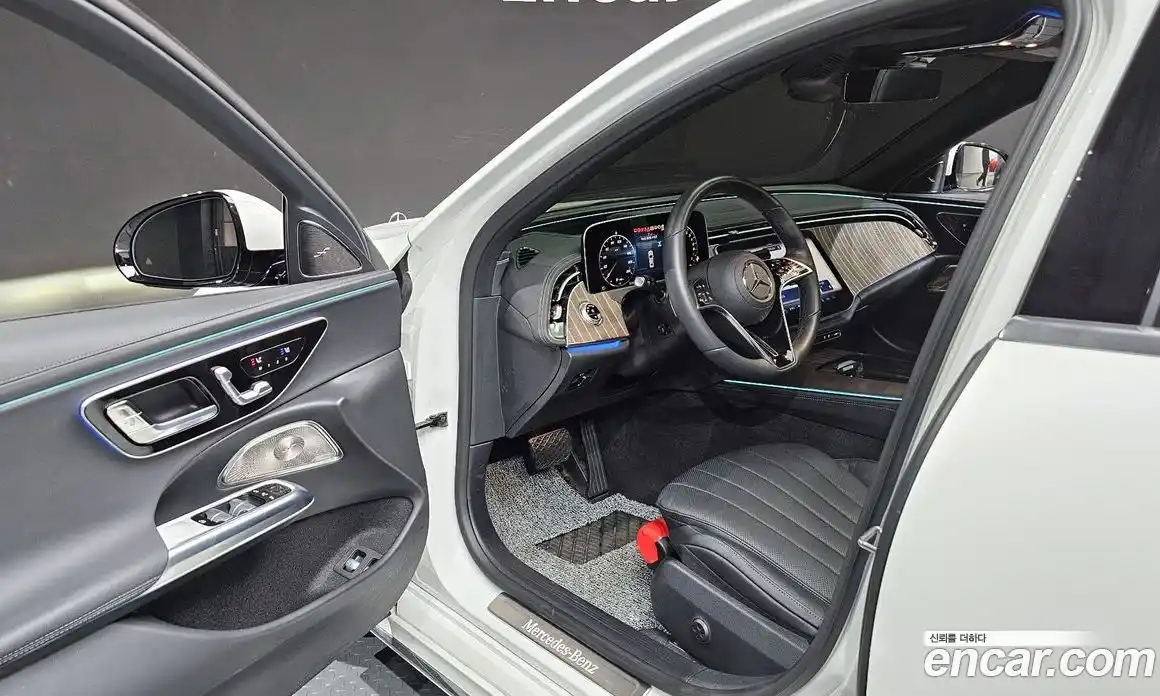 Mercedes-Benz E-Class 2025 2.0 Автомат в Москве № 211904, фото 4