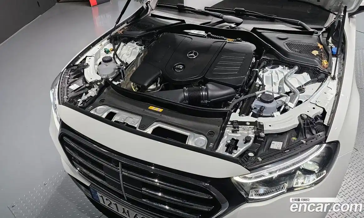 Mercedes-Benz E-Class 2025 2.0 Автомат в Москве № 211904, фото 9