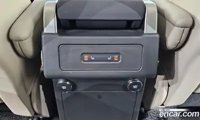 Land Rover Discovery 2019 2.0 Автомат в Москве № 213433, миниатюра 5