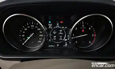 Land Rover Discovery 2019 2.0 Автомат в Москве № 213433, миниатюра 6