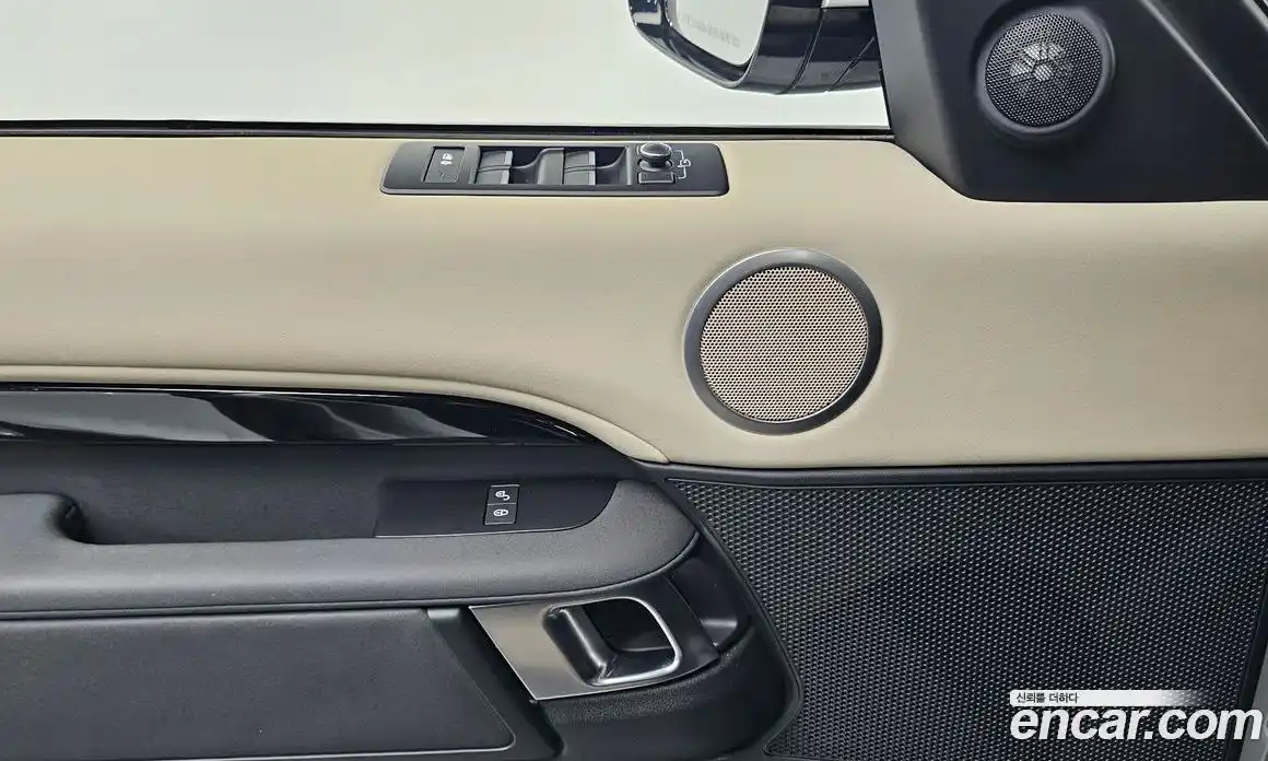 Land Rover Discovery 2019 2.0 Автомат в Москве № 213433, фото 9