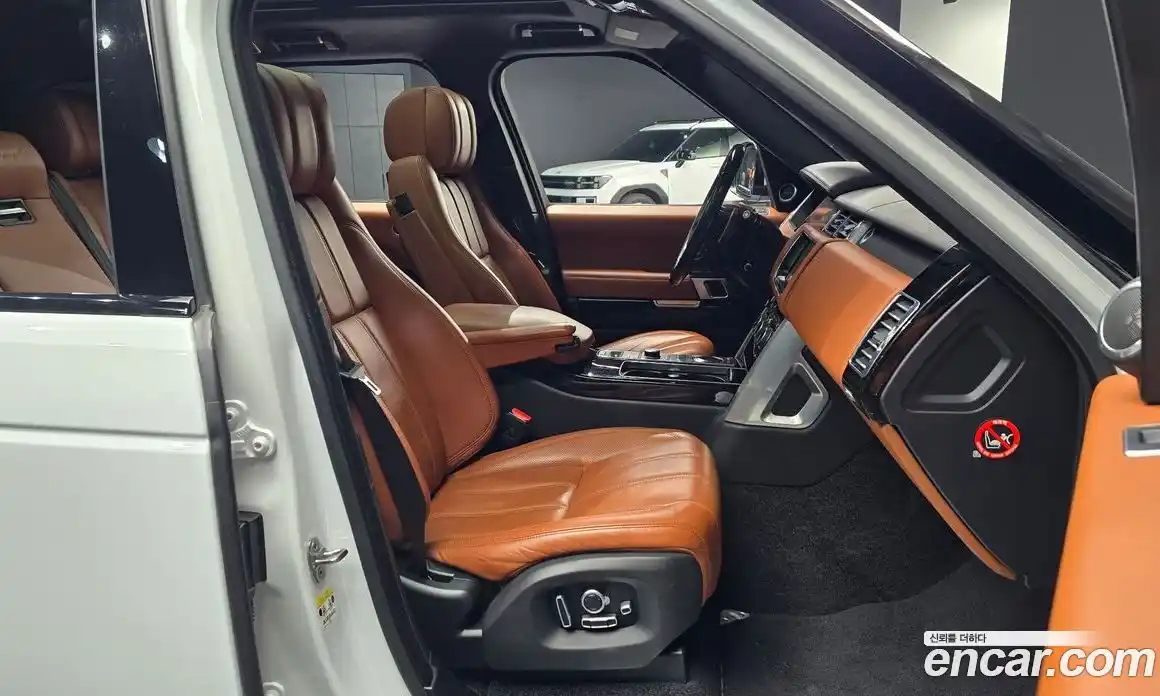 Land Rover Range-Rover 2017 4.4 Автомат в Москве № 213783, фото 13