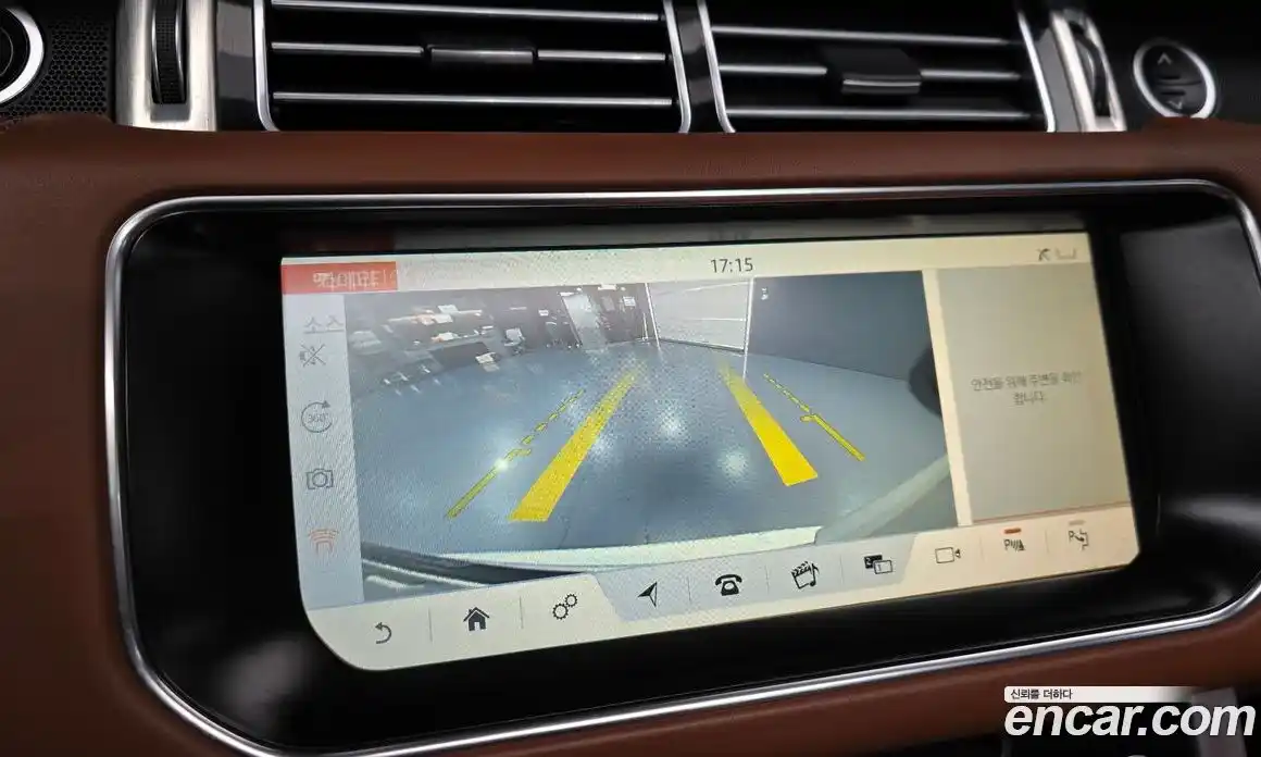 Land Rover Range-Rover 2017 4.4 Автомат в Москве № 213783, фото 17