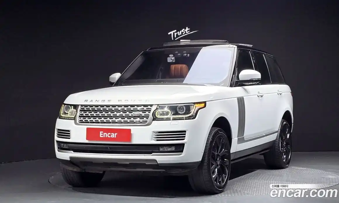 Land Rover Range-Rover 2017 4.4 Автомат в Москве № 213783, фото 9