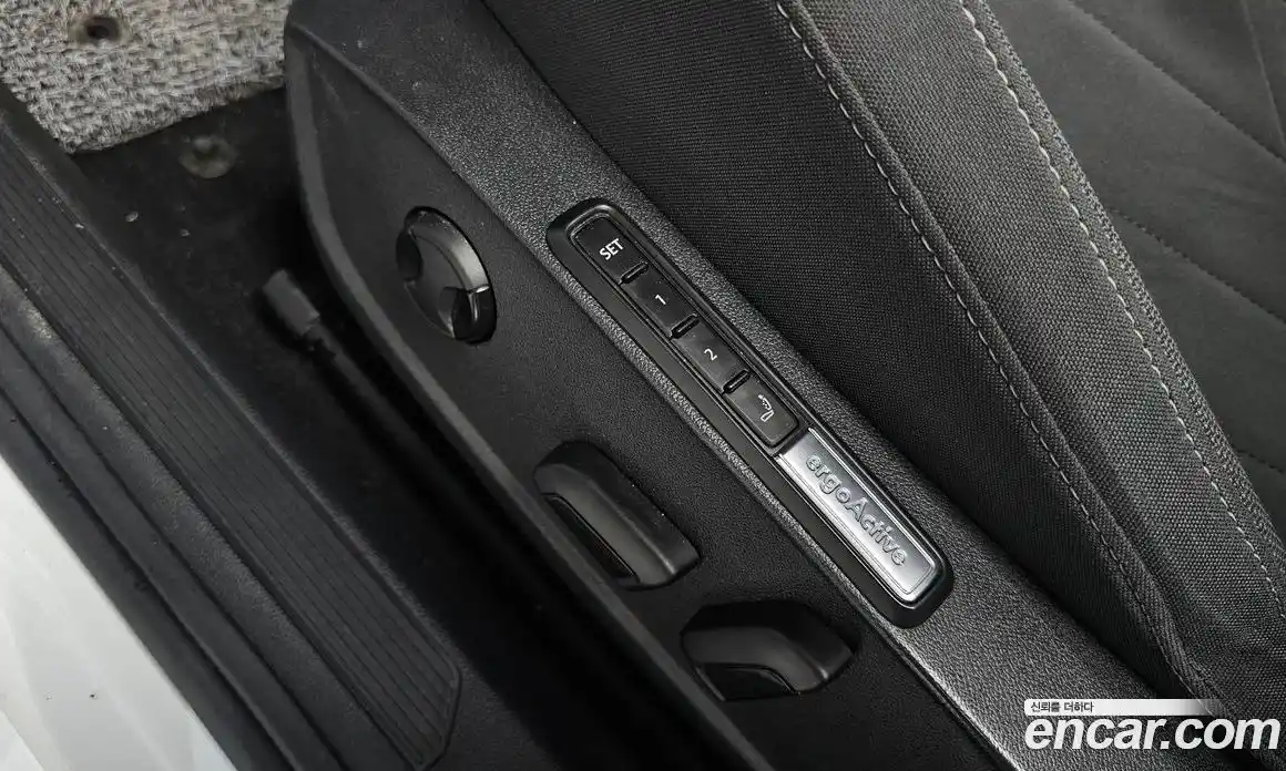 Volkswagen Golf 2022 2.0 Автомат в Москве № 215055, фото 12