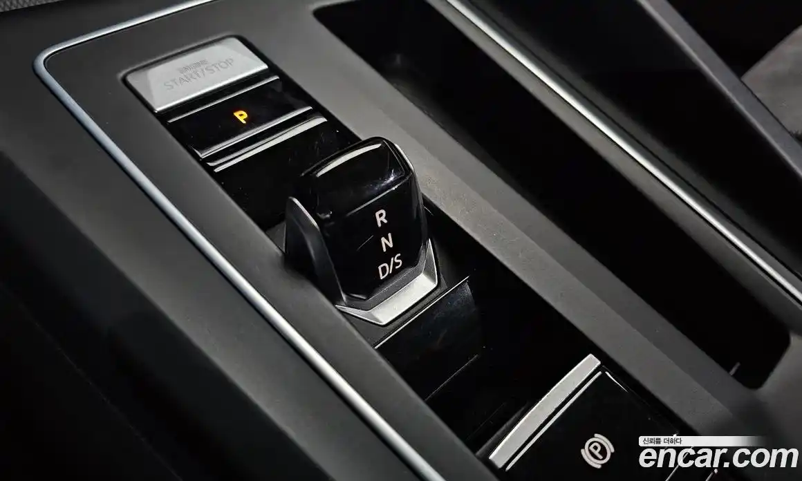 Volkswagen Golf 2022 2.0 Автомат в Москве № 215055, фото 16