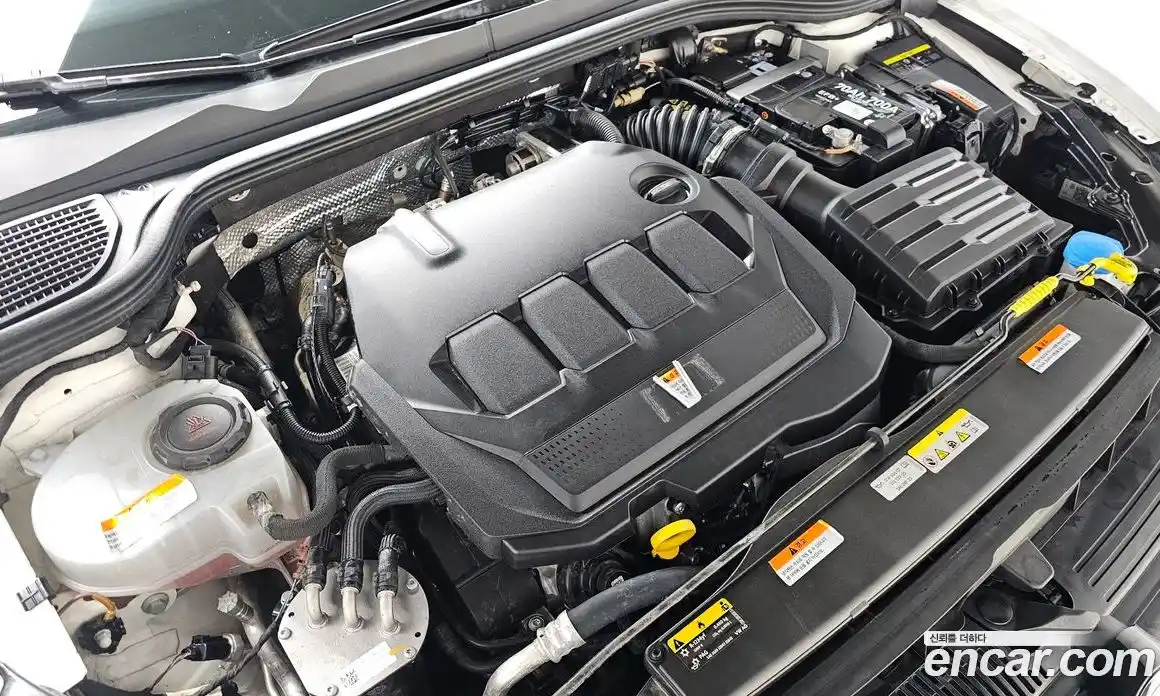 Volkswagen Golf 2022 2.0 Автомат в Москве № 215055, фото 4