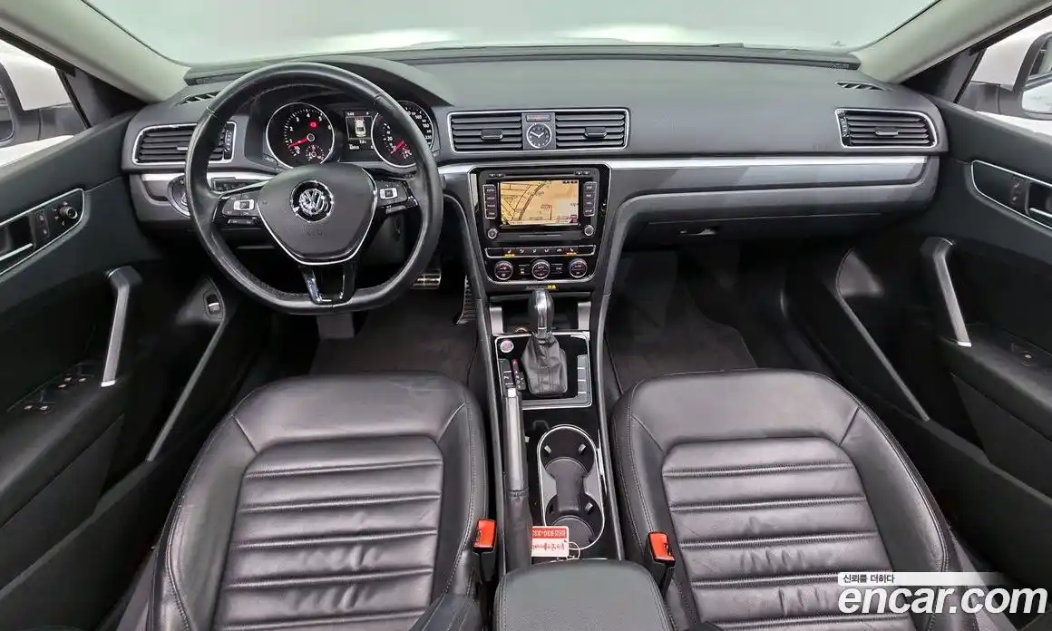 Volkswagen Passat 2016 1.8 Автомат в Москве № 215089, фото 20