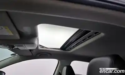 Volkswagen Passat 2016 1.8 Автомат в Москве № 215089, миниатюра 6