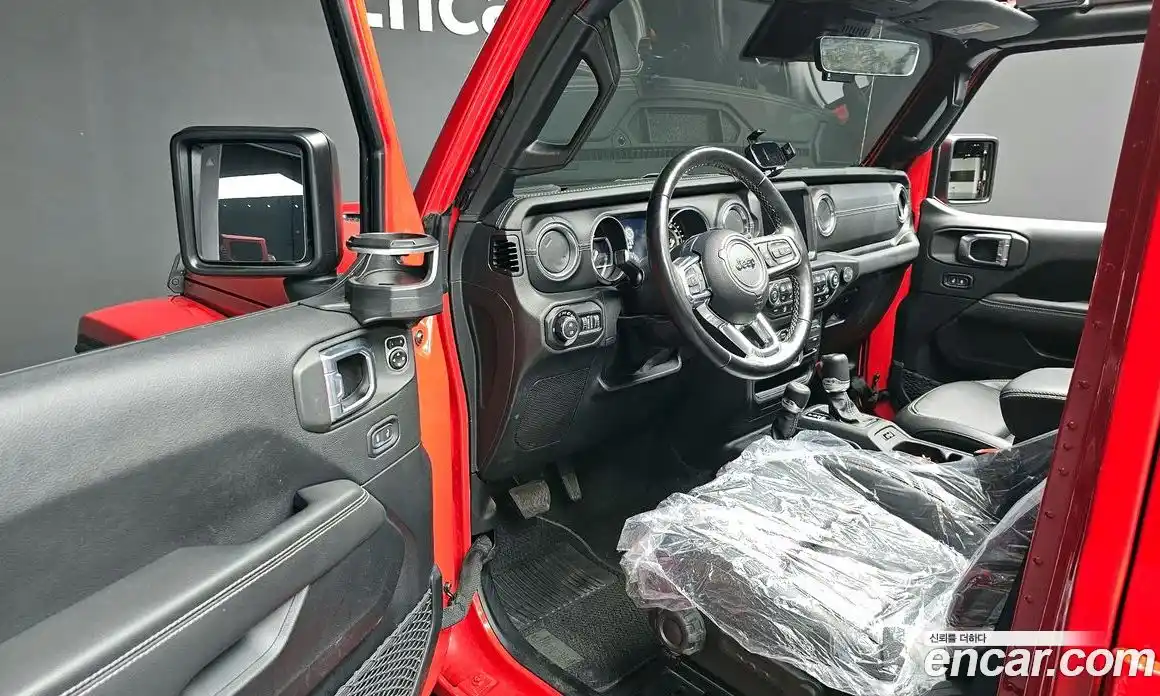 Jeep Wrangler 2021 2.0 Автомат в Москве № 215469, фото 13