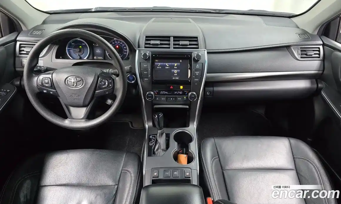 Toyota Camry 2016 2.5 Автомат в Москве № 215537, фото 11