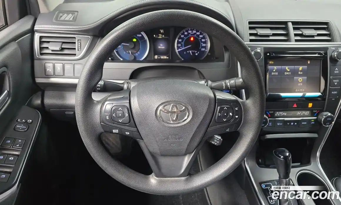 Toyota Camry 2016 2.5 Автомат в Москве № 215537, фото 17