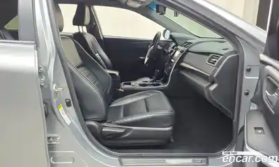 Toyota Camry 2016 2.5 Автомат в Москве № 215537, миниатюра 2