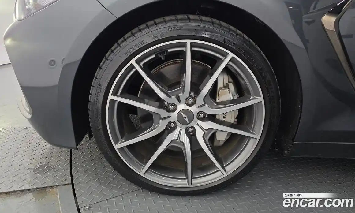 Genesis G70 2018 3.3 Автомат в Москве № 21826, фото 14