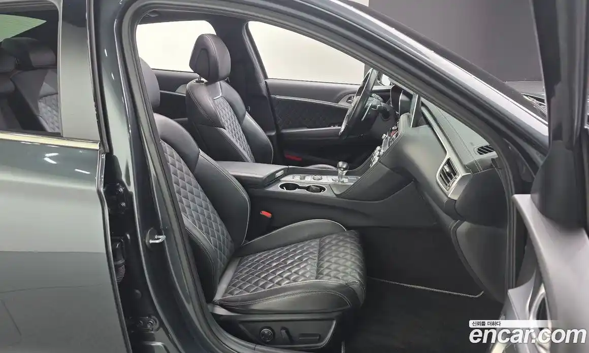 Genesis G70 2018 3.3 Автомат в Москве № 21826, фото 10