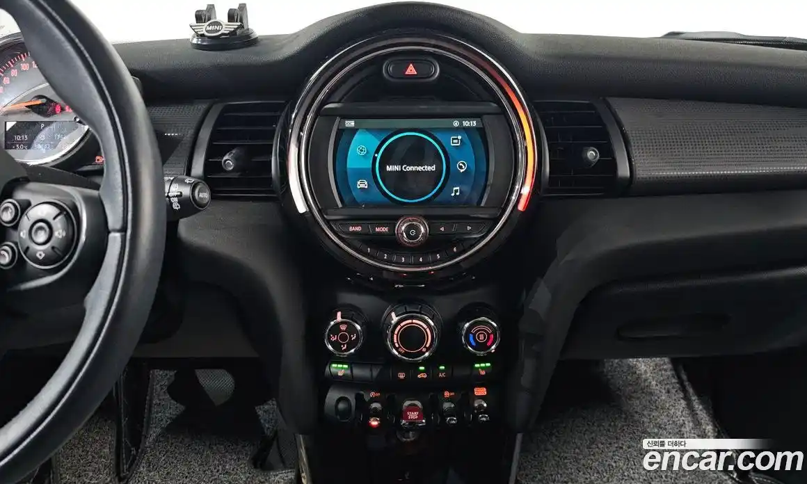 Mini Cooper 2021 1.5 Автомат в Москве № 219203, фото 18