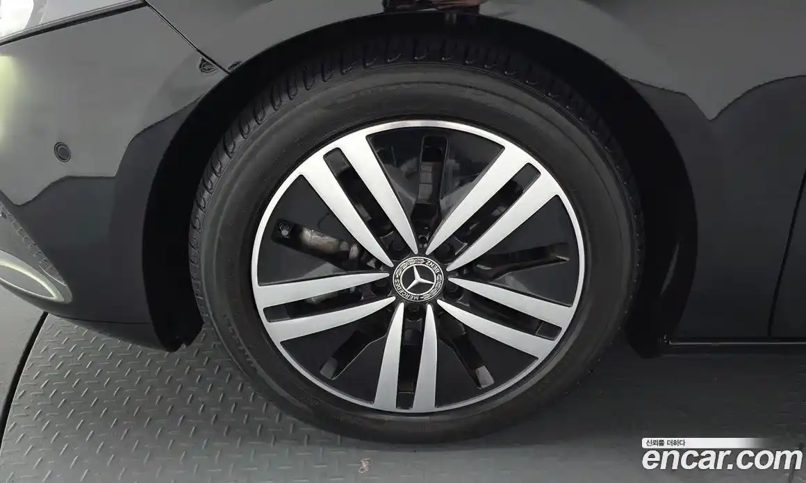 Mercedes-Benz A-Class 2021 2.0 Автомат в Москве № 220258, фото 19