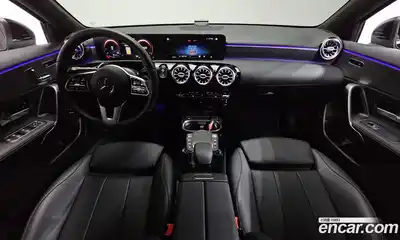 Mercedes-Benz A-Class 2021 2.0 Автомат в Москве № 220258, миниатюра 5