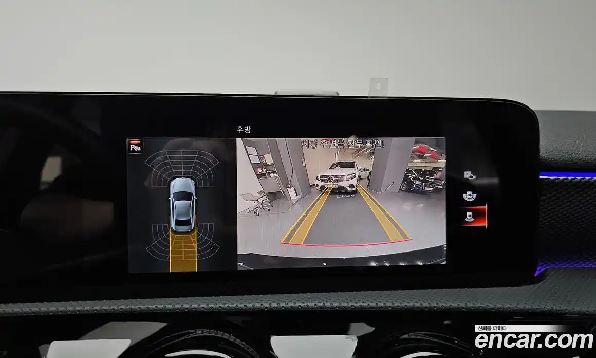 Mercedes-Benz A-Class 2021 2.0 Автомат в Москве № 220258, фото 10