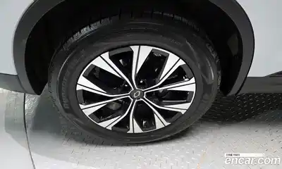 Renault QM6 2023 2.0 Автомат в Москве № 221141, миниатюра 5