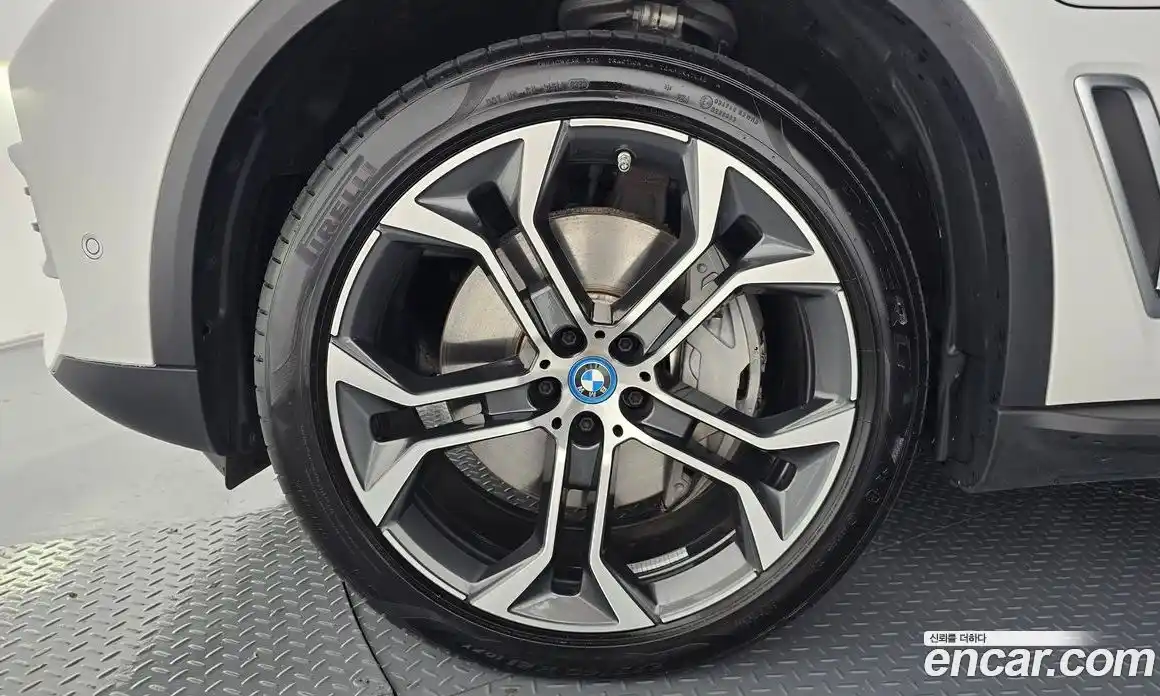 BMW X5 2023 3.0 Автомат в Москве № 228057, фото 15