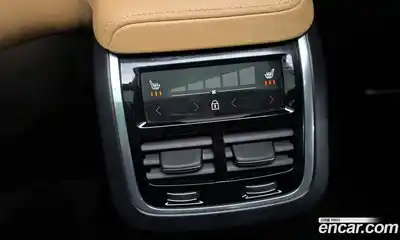 Volvo XC60 2022 2.0 Автомат в Москве № 228058, миниатюра 5