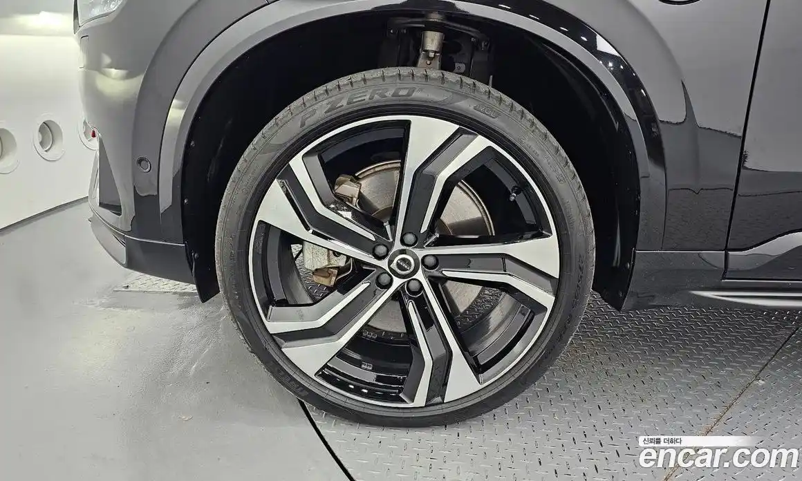 Volvo XC90 2021 2.0 Автомат в Москве № 230381, фото 1