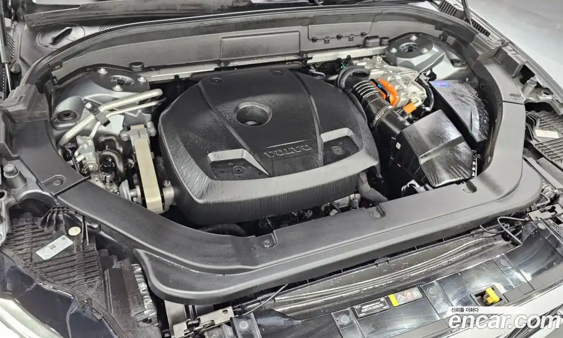 Volvo XC60 2020 2.0 Автомат в Москве № 230449, фото 4