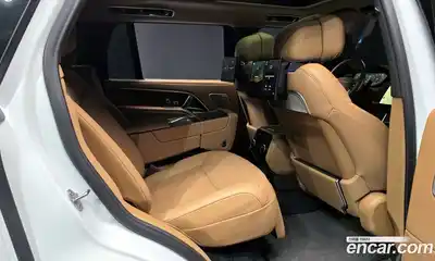 Land Rover Range-Rover 2025 4.4 Автомат в Москве № 231151, миниатюра 6