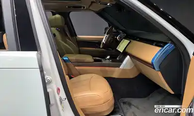 Land Rover Range-Rover 2025 4.4 Автомат в Москве № 231151, миниатюра 9