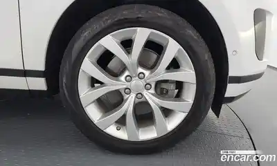 Land Rover Range-Rover Evoque 2020 2.0 Автомат в Москве № 231193, миниатюра 12