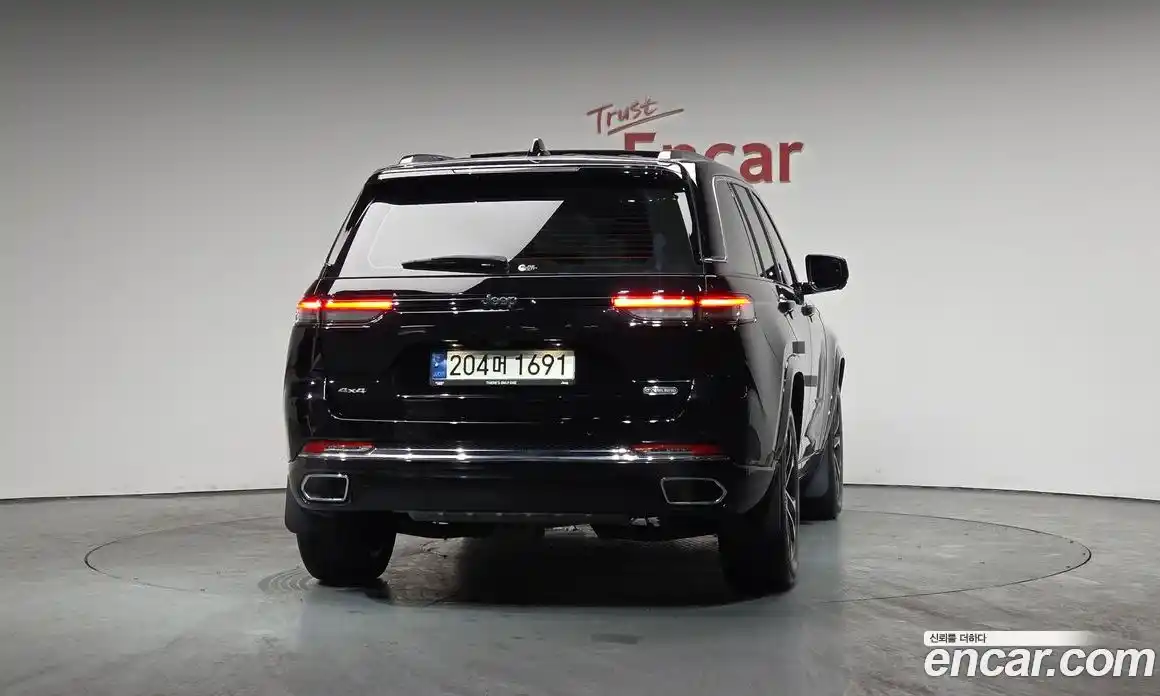 Jeep Cherokee 2023 3.6 Автомат в Москве № 232373, фото 10