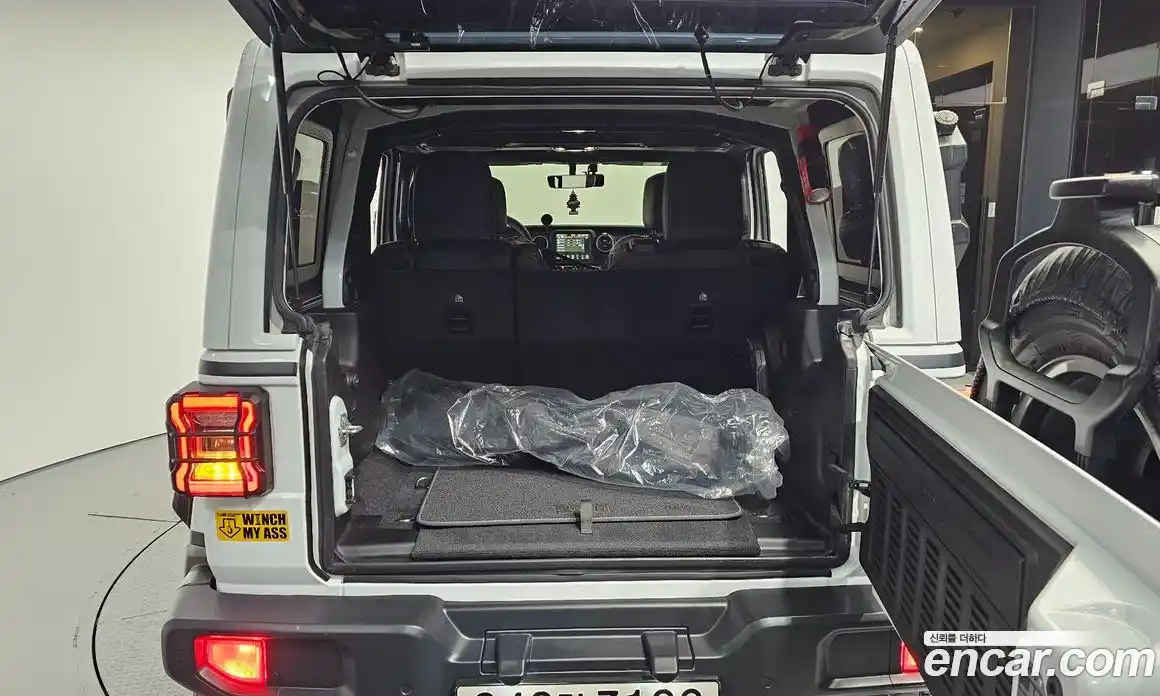 Jeep Wrangler 2021 2.0 Автомат в Москве № 232392, фото 17