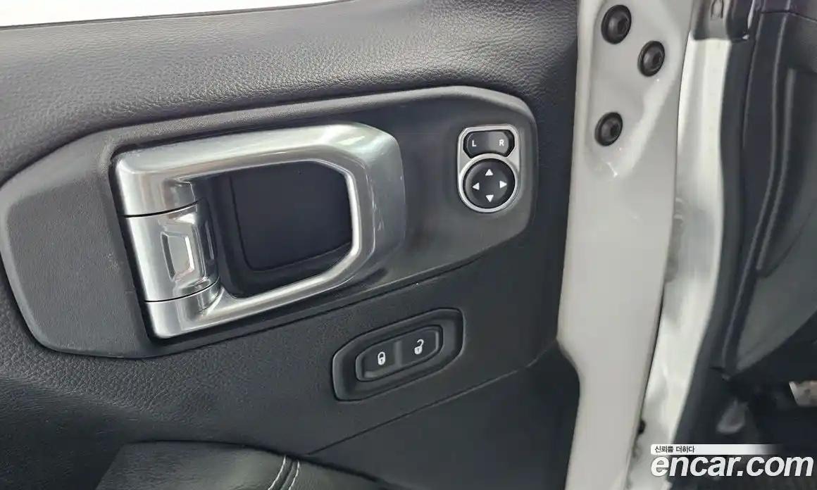 Jeep Wrangler 2021 2.0 Автомат в Москве № 232392, фото 5