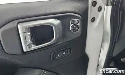 Jeep Wrangler 2021 2.0 Автомат в Москве № 232392, миниатюра 5