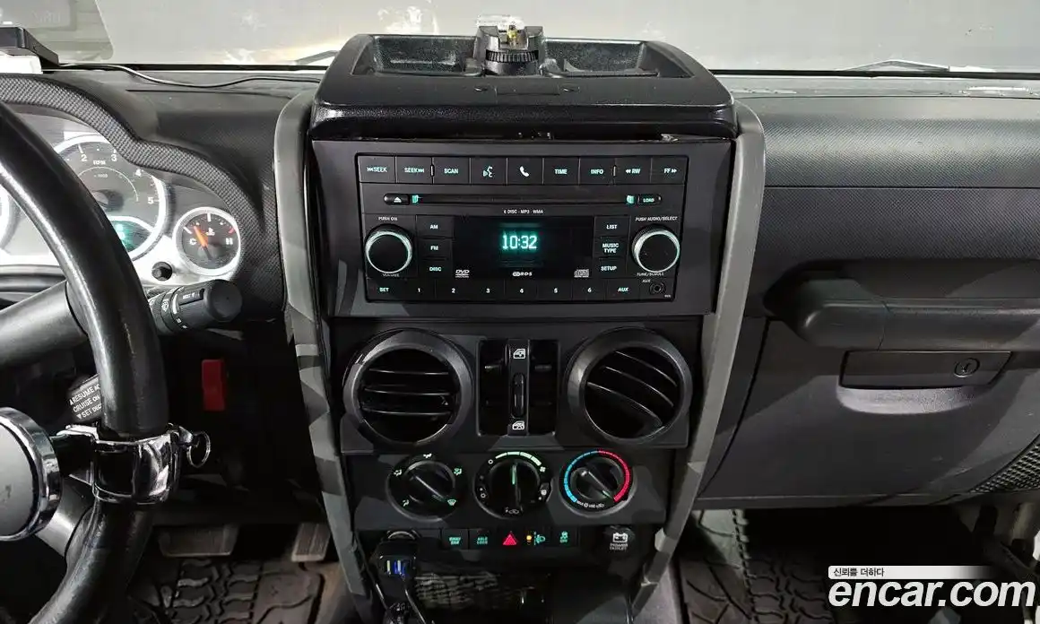 Jeep Wrangler 2010 2.8 Автомат в Москве № 232766, фото 19